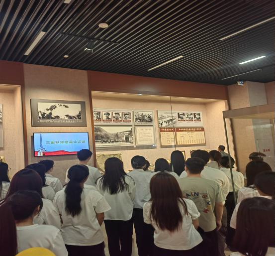 8881d53831470cbf11e4afb0229064f